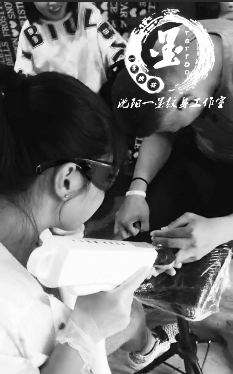 3e6a40ab9ee98d295c03473f2850d318.png 001.png