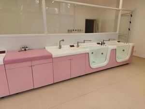 爱心至臻，专业呵护——迪新婴儿洗浴