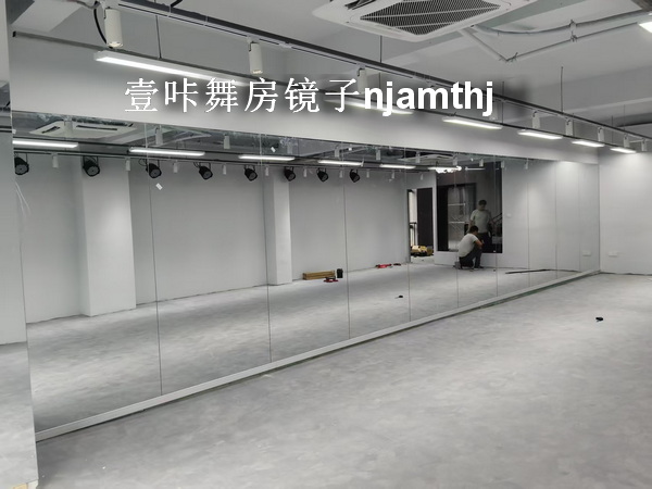 f6498ed67579506e841312a7a61a0da5.jpg ax07.jpg