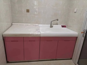 洗出健康，游出快乐——迪新婴儿洗浴设备