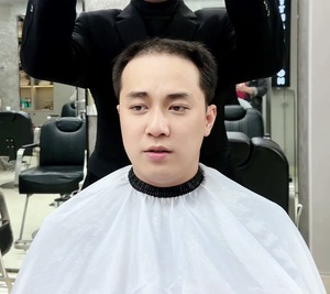 在靓首假发补发(北京国贸店)放心选择男士真人发假发
